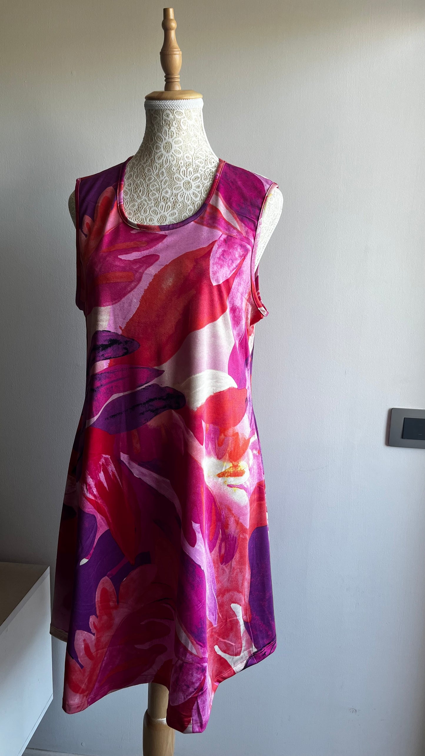 Vestido Nuevo con etiqueta 🏷️ Talla L