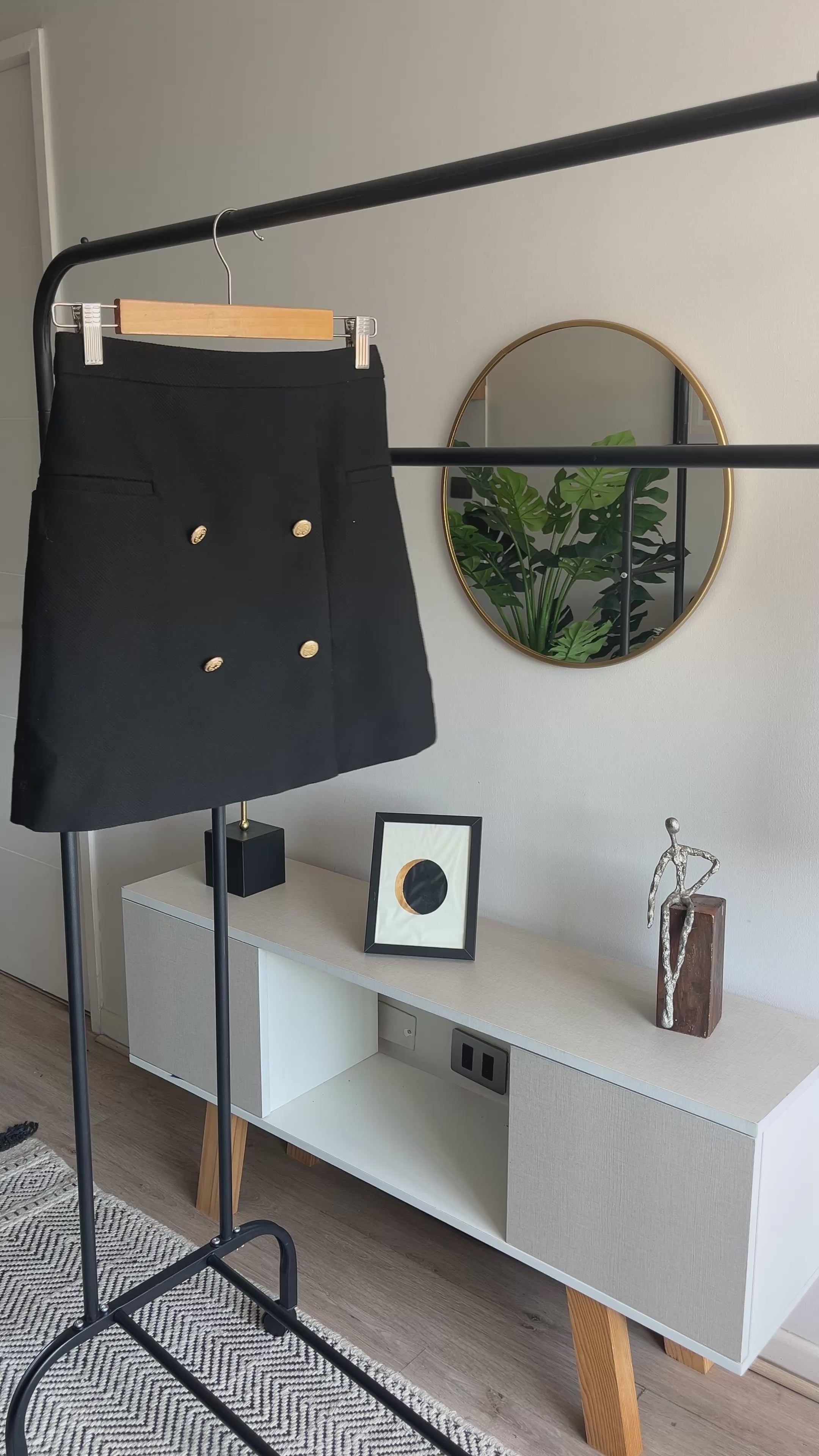 Cargar video: Cada pieza tiene intención. Este video refleja el amor y dedicación con que selecciono cada prenda para ti.